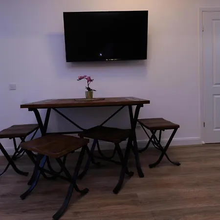 View Ap With Parking And 2 Bathrooms Apartment *