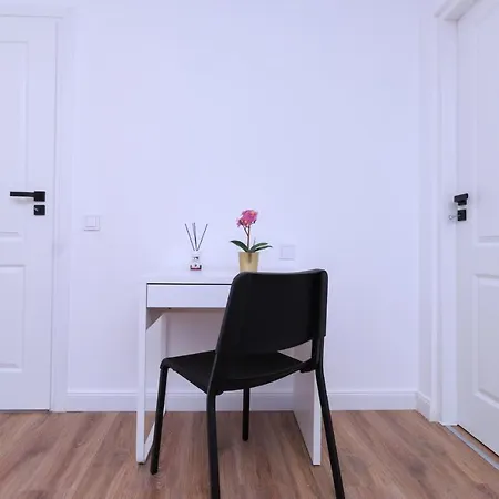 View Ap With Parking And 2 Bathrooms Sinaia