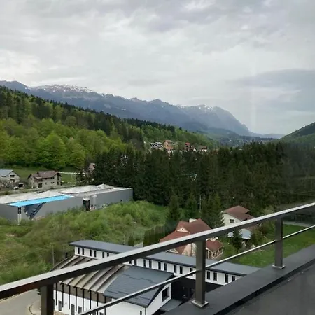 View Ap With Parking And 2 Bathrooms *
